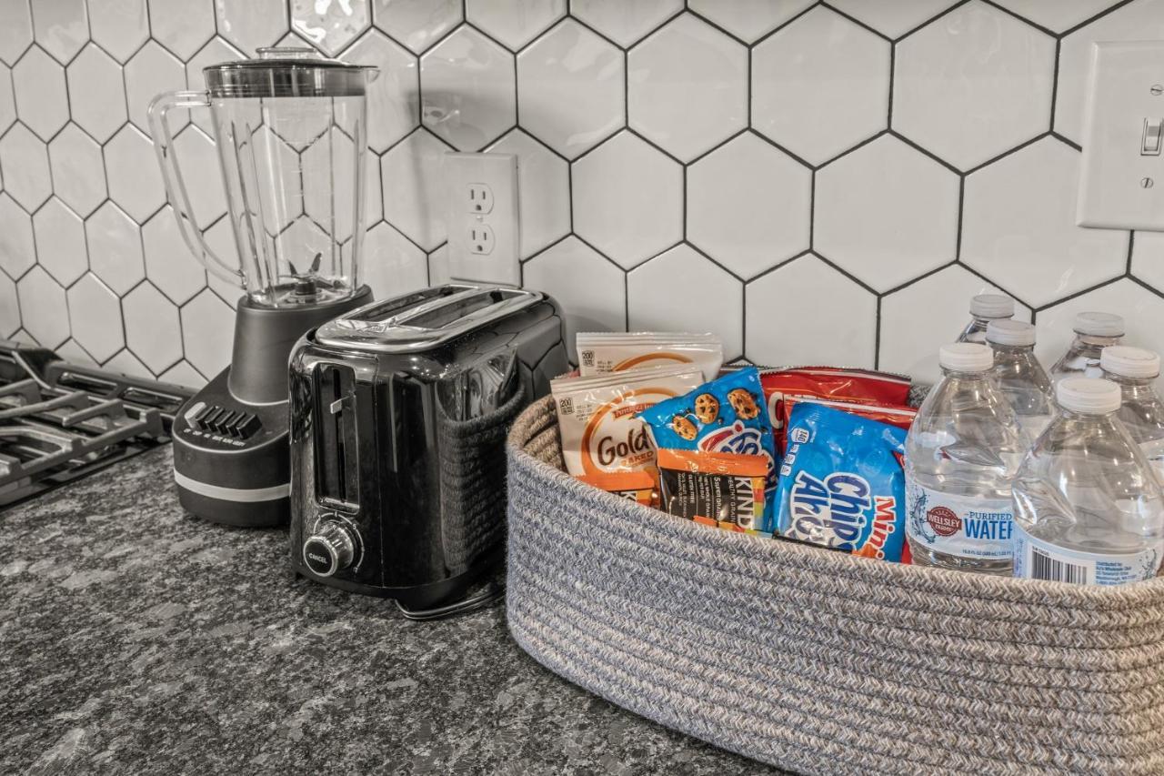 Kid-friendly Fishtown Family Retreat With Game * Philadelphia